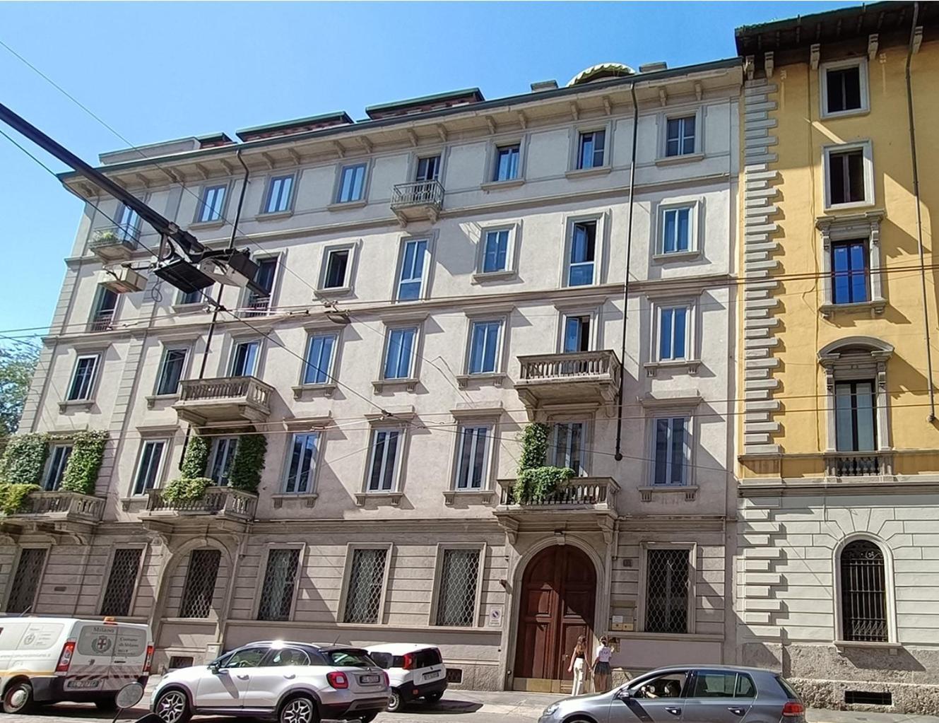 Sahi - Residenza Corso Italia Tre Camere, Due Bagni E Un Salone Milánó Kültér fotó